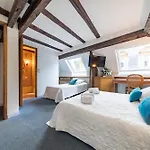 Du Centre Hotel