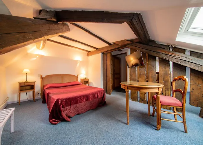 Du Centre Ξενοδοχείο 2*